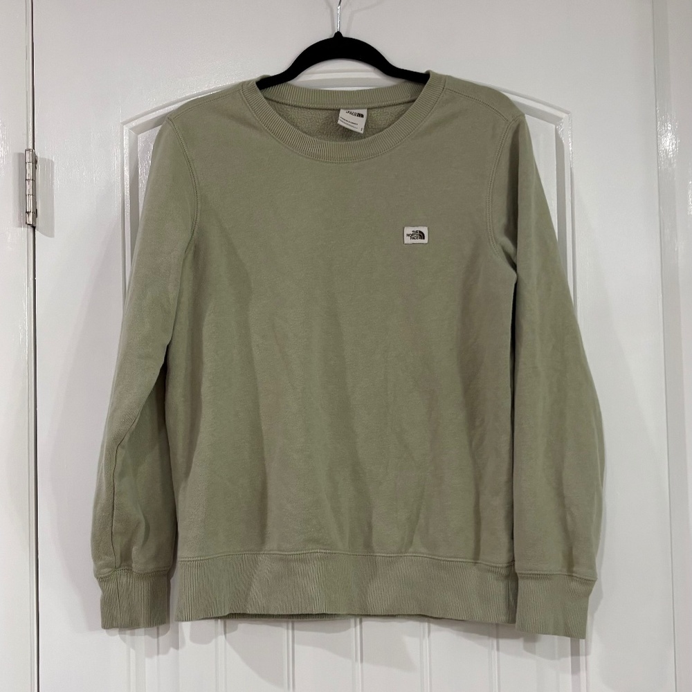 The Northface sweatshirt women’s small